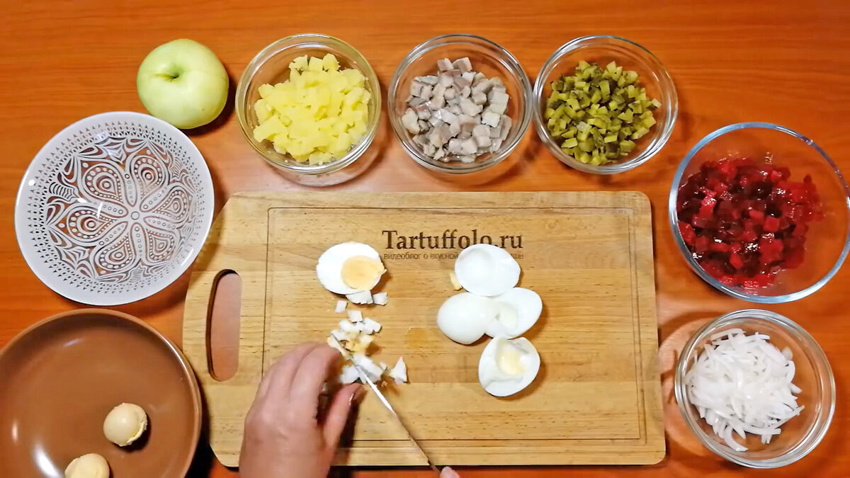 Невероятный салат со свеклой: свежесть и простота в каждом укусе