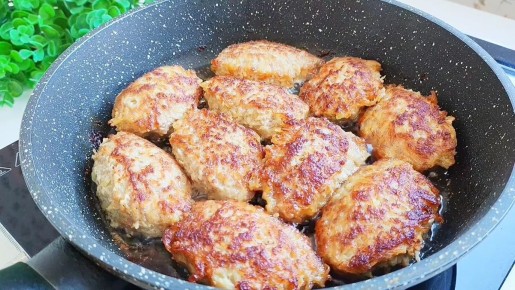 Нежные и бюджетные котлеты с картофелем на любой вкус