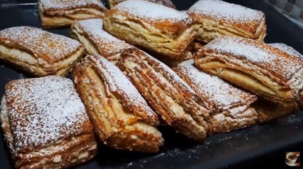 Творожные слойки к чаю: Простой рецепт для гурманов