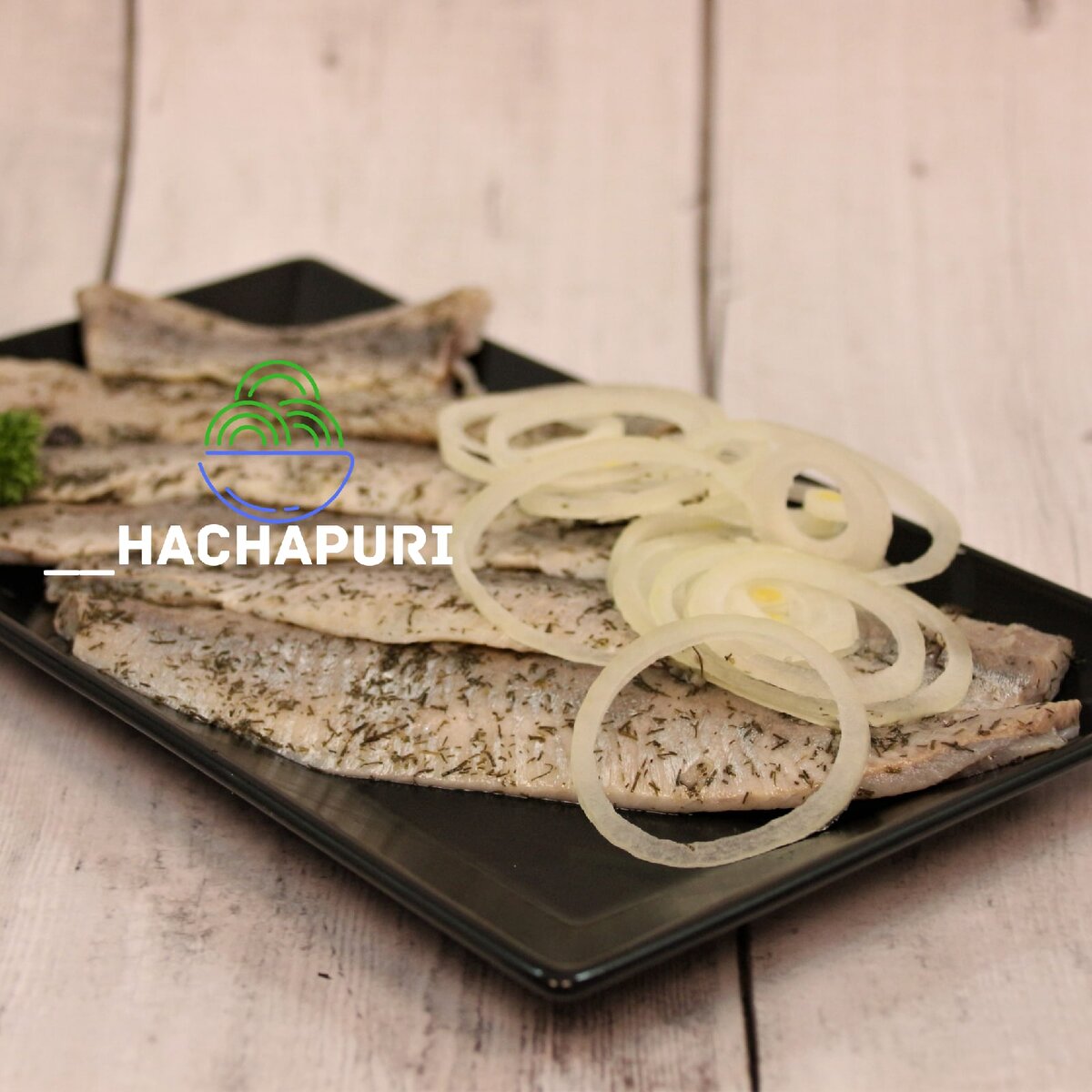 Узнайте, как быстро и просто посолить сельдь за сутки