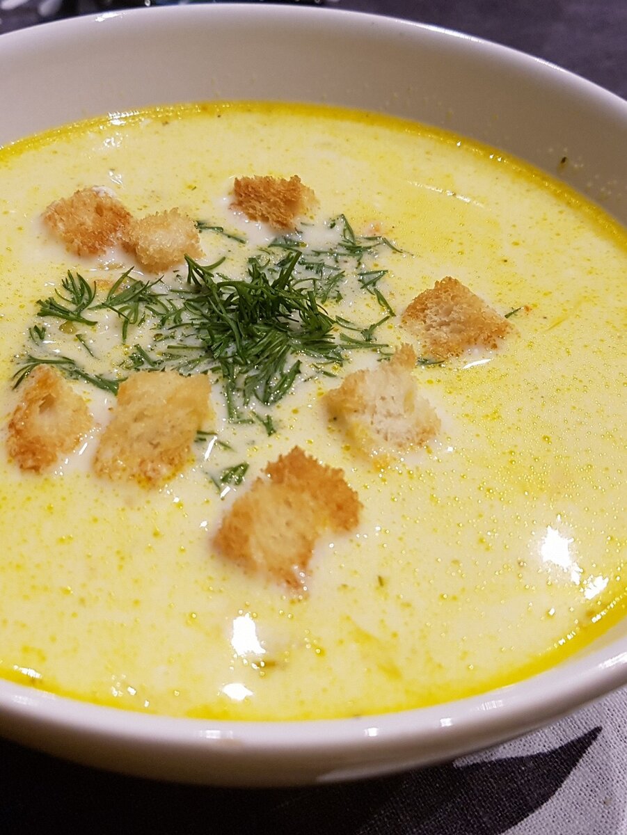 Кулинарная классика: легкий сырный суп на каждый день