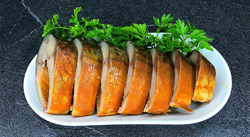 Удивительный рецепт маринованной скумбрии в бутылке