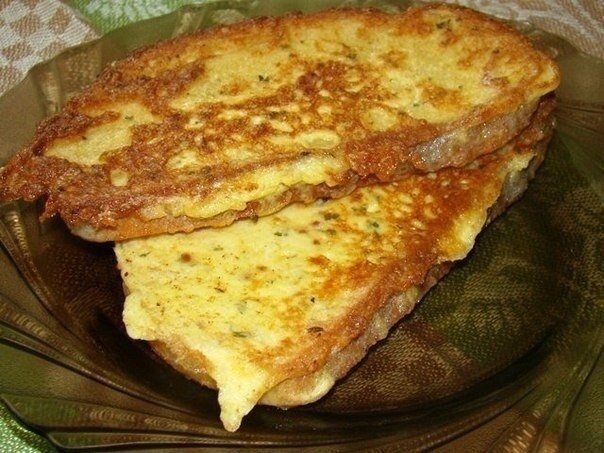 Необычные сырные гренки для завтрака