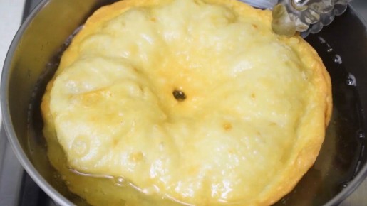 Луковые лепешки с разными начинками: простой рецепт для настоящего гурмана