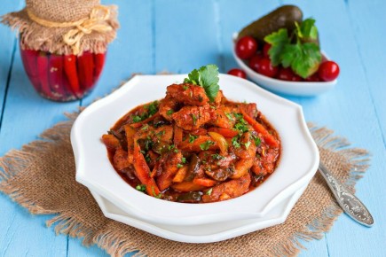 Азу из индейки: новый вкус классического блюда