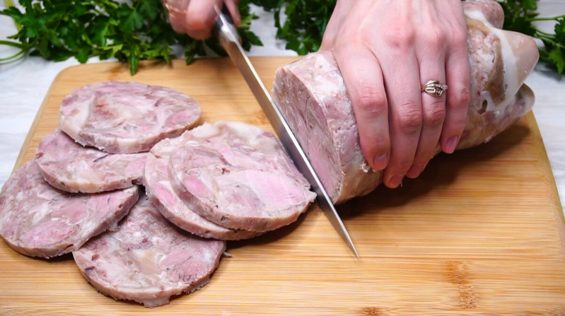 Как приготовить зельц в бутылке: простой и вкусный рецепт к празднику