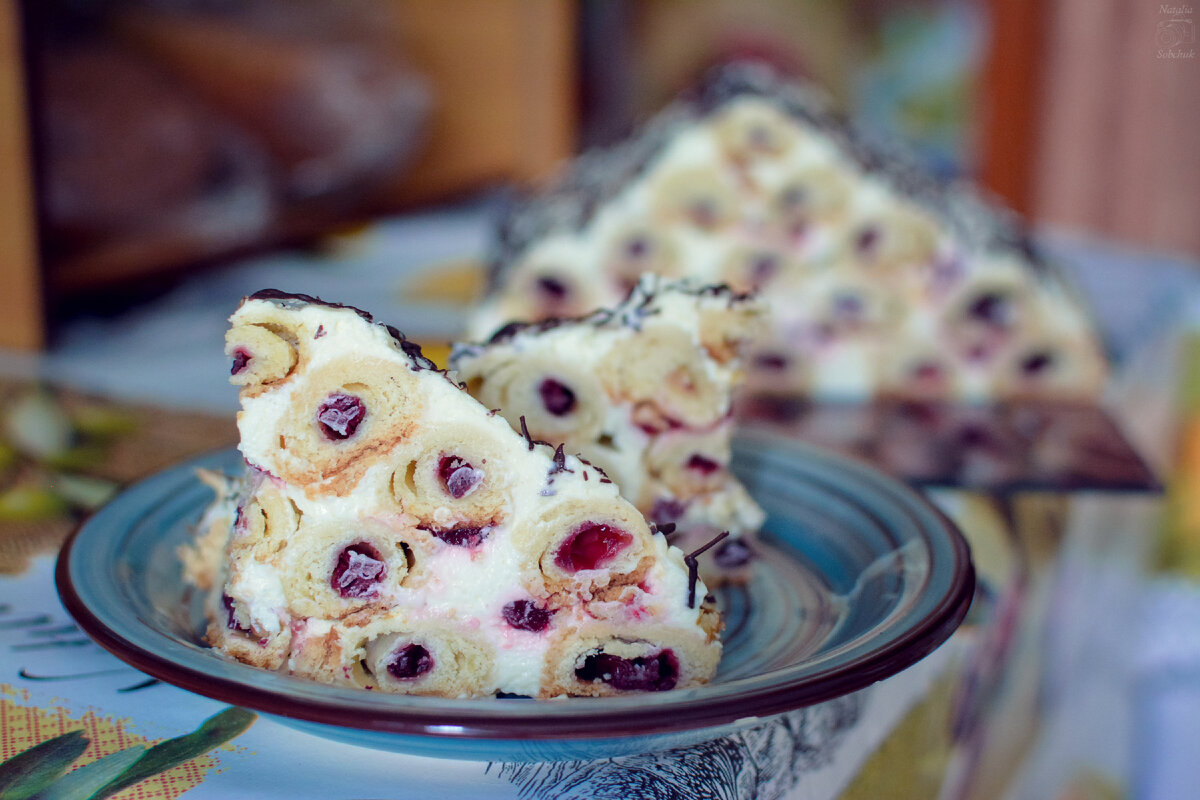 Торт монастырская изба: идеально сладкое сочетание с вишней