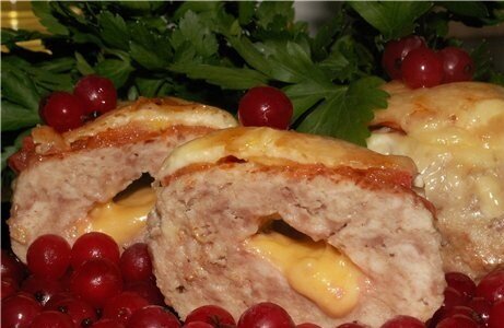 Зразы из индейки с начинкой: вкусно и просто!