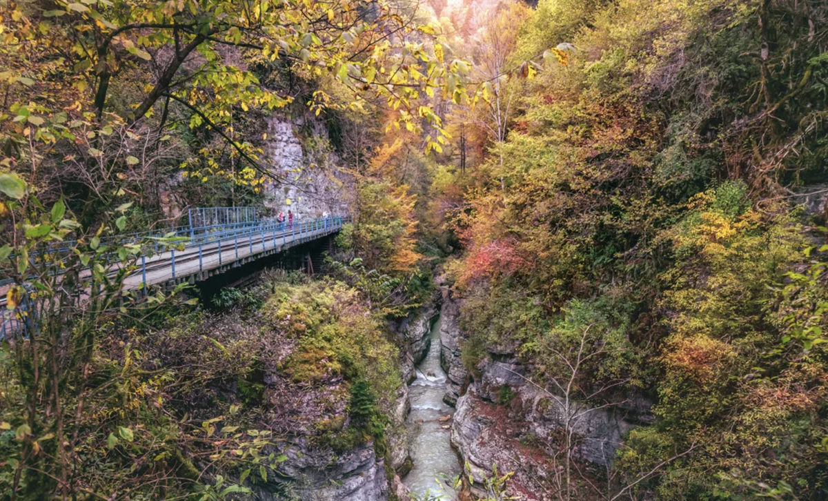 Гуамское ущелье: Оазис приключений и природной красоты на Кубани