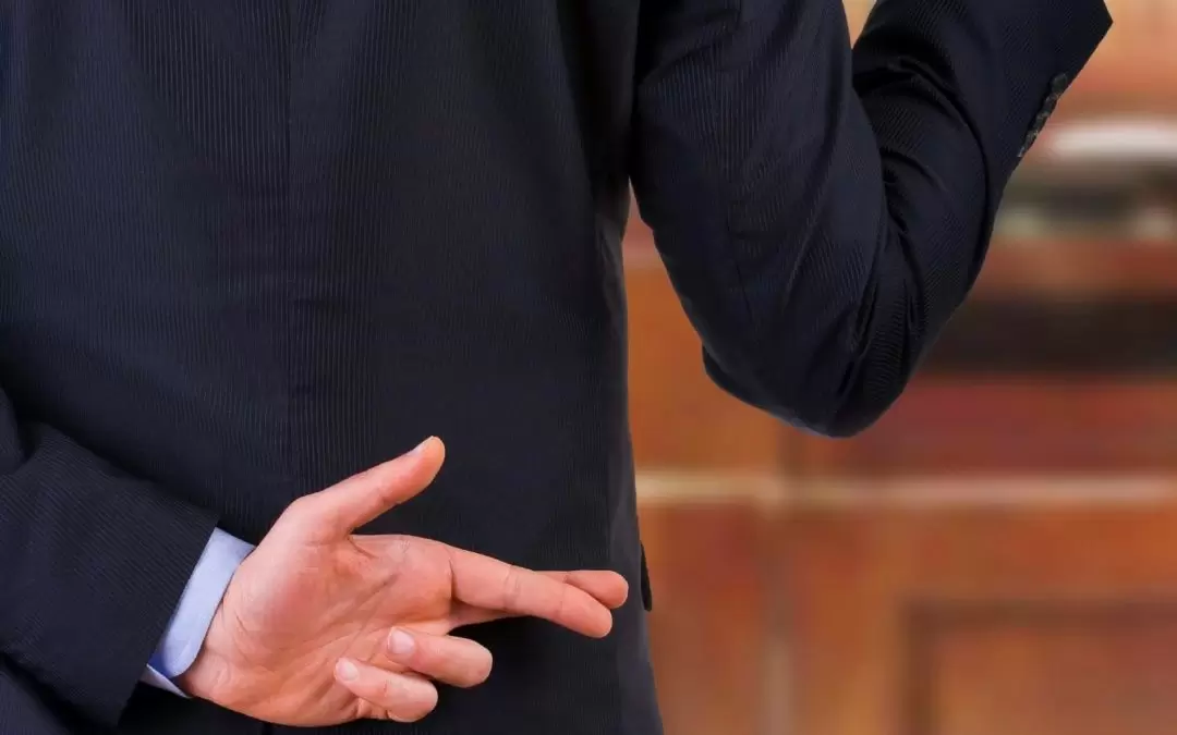 Как распознать обман по языку тела: секреты экспертов