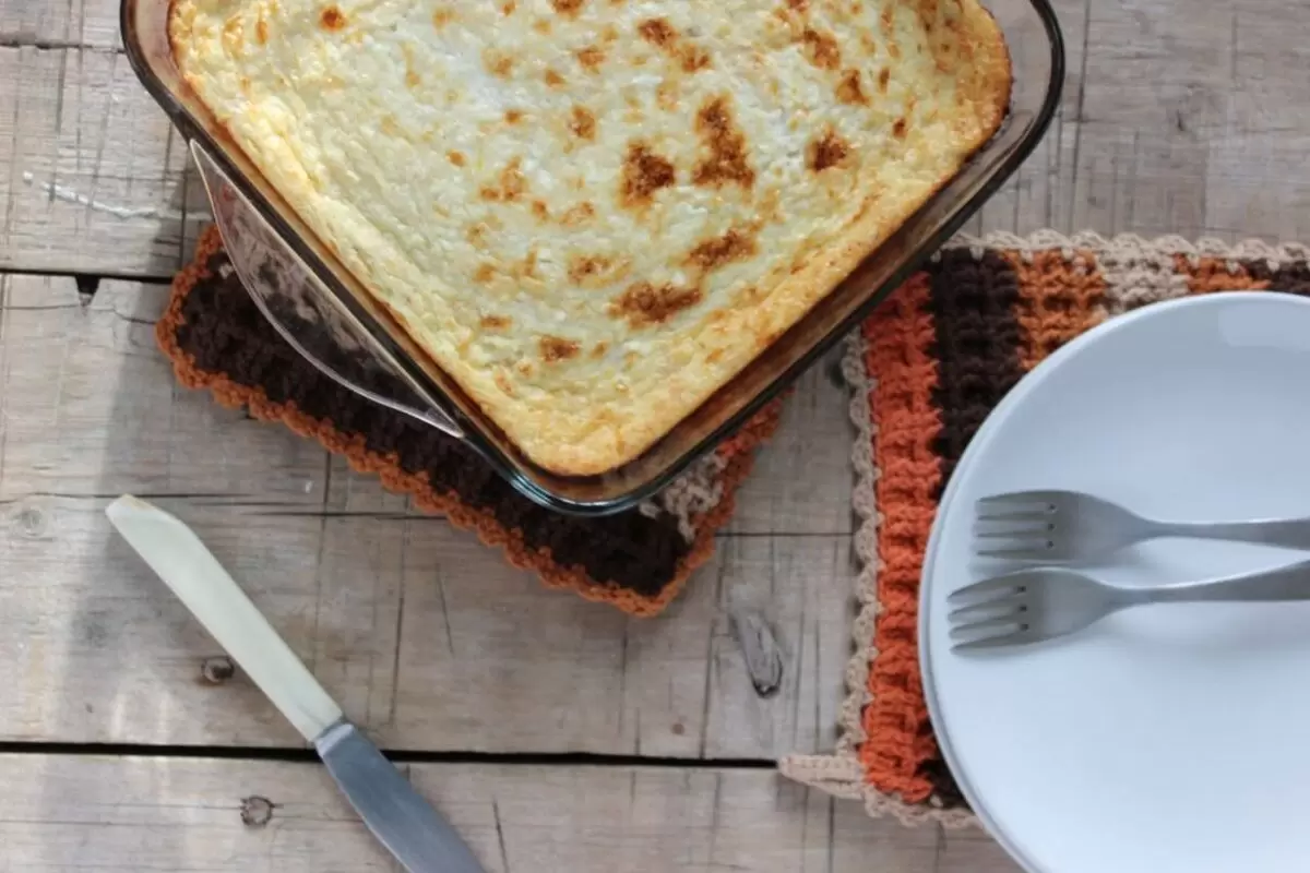 Творожная запеканка без резиновой текстуры: простые приемы для нежности