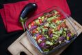 Легкая и полезная салатная фантазия: баклажаны с огурцами и перцем