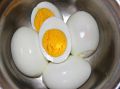 Как сохранить вареные яйца так, чтобы их вкус только улучшался