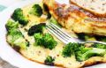 Насладитесь вкусным омлетом с брокколи и кешью: идеальный завтрак для всей семьи