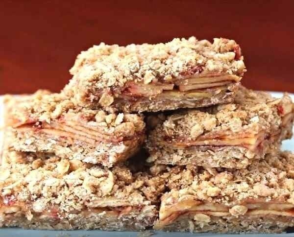 Ароматный овсяный пирог с яблоками и корицей для уютного чаепития