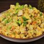 Сытный салат с вареным мясом и горошком: идеальное блюдо для любого стола
