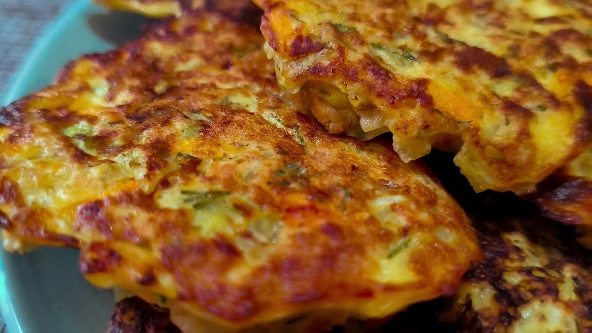 Ленивые оладушки с капустой: быстро, полезно и невероятно вкусно!