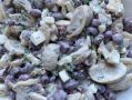 Салат «Три банки»: простой и сытный вкус, который покорит ваши сердца